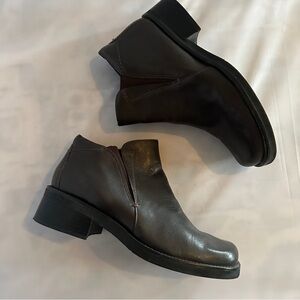 J Jill Leather Ankle Boots Booties Made in Brazil Sz 9 (binL)